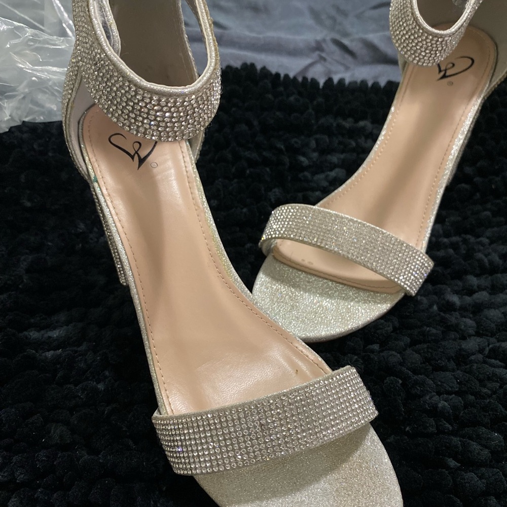Silver Rhinestone Embellished Heels for Special Occasions